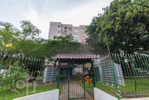Image 16 - 305898