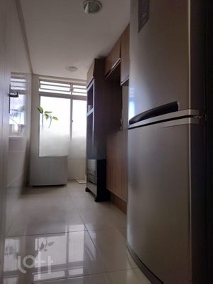 Image 5 - 305898