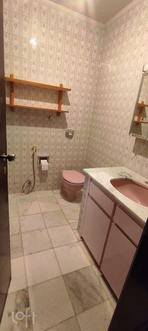 Image 14 - 305909