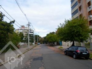 Image 2 - 305935
