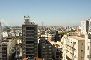 Image 40 - 305957