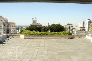 Image 38 - 305957
