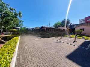 Image 34 - 305962