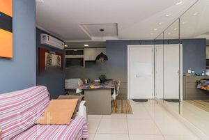 Image 4 - 306008