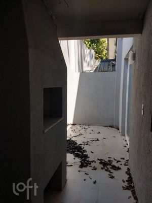 Image 21 - 306046