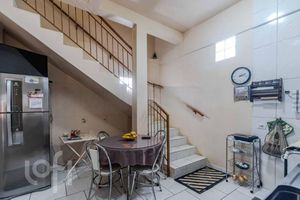 Image 4 - 306131