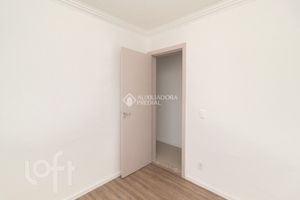 Image 17 - 306133