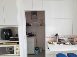 Image 13 - 306301