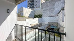 Image 32 - 306304