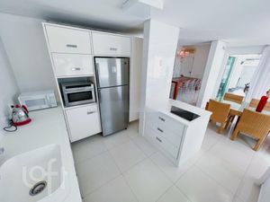 Image 10 - 306339