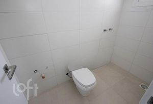 Image 6 - 306355