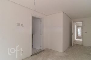 Image 29 - 306362