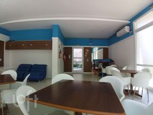 Image 50 - 306385