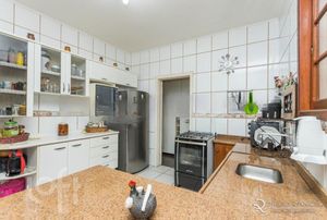 Image 13 - 306455