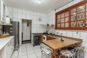 Image 12 - 306455