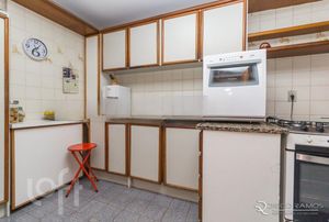 Image 12 - 306489