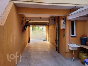 Image 19 - 306494