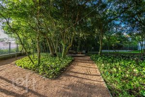 Image 23 - 306507