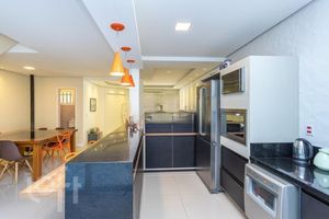 Image 35 - 306510