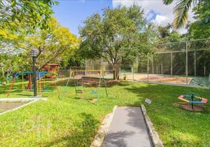 Image 31 - 306529