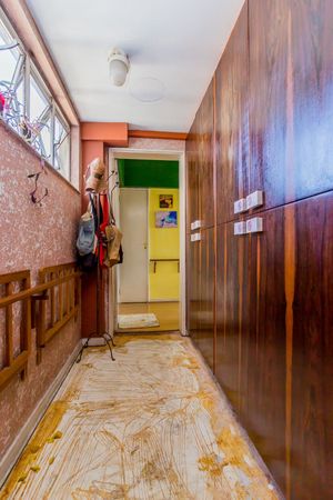 Image 25 - 306537