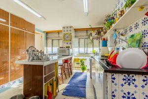 Image 40 - 306537