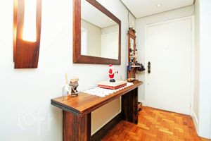 Image 34 - 306549