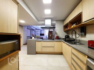 Image 12 - 306549
