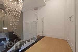 Image 41 - 306557