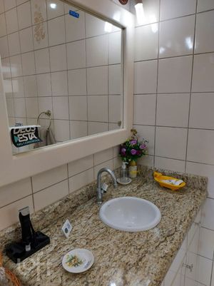 Image 9 - 306563