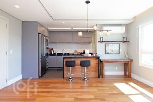 Image 4 - 306600