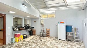 Image 31 - 306622