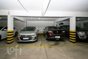 Image 16 - 306686