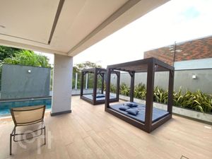 Image 19 - 306695