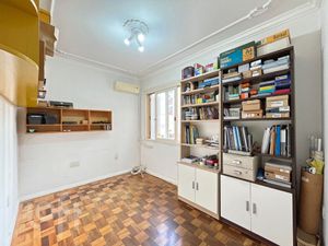 Image 20 - 306716