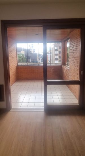 Image 1 - 306736
