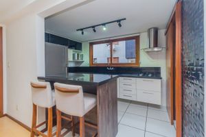 Image 21 - 306743