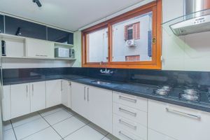Image 22 - 306743