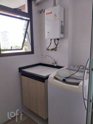 Image 22 - 306802