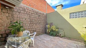 Image 18 - 306846