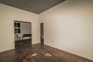 Image 15 - 306853