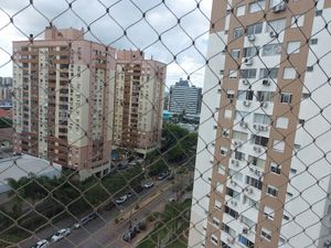 Image 17 - 306876