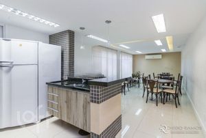 Image 29 - 306878