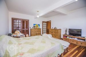 Image 18 - 306902