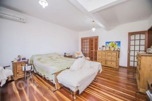 Image 17 - 306902