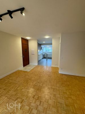 Image 15 - 306956