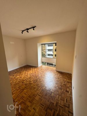 Image 5 - 306956