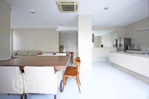 Image 60 - 306960