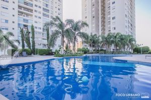 Image 21 - 306960