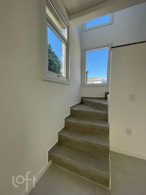 Image 33 - 306968